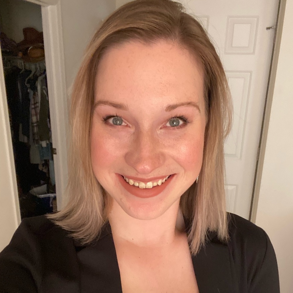 Meet your Posher, Julie